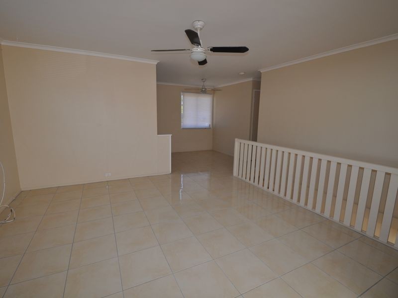 111 Aquarius Drive, Kingston QLD 4114