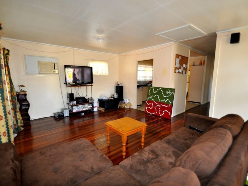 4 Kalbun Street, Woodridge QLD 4114