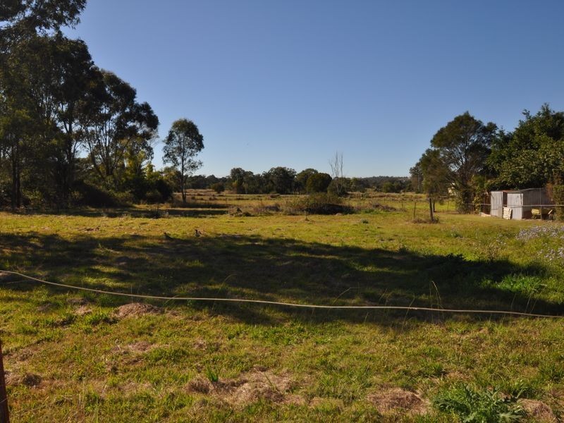 17 Lagoon Road, Waterford West QLD 4133