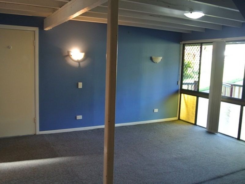 13 Laughlin Street, Kingston QLD 4114