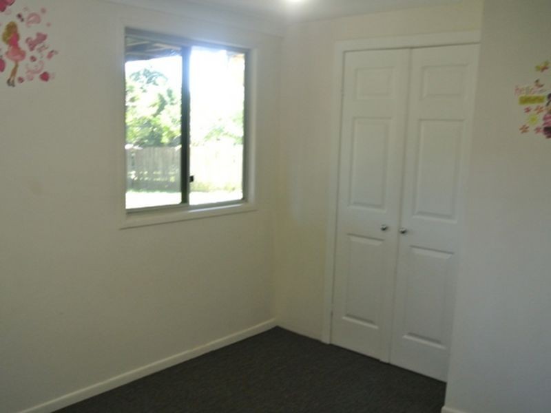 13 Laughlin Street, Kingston QLD 4114