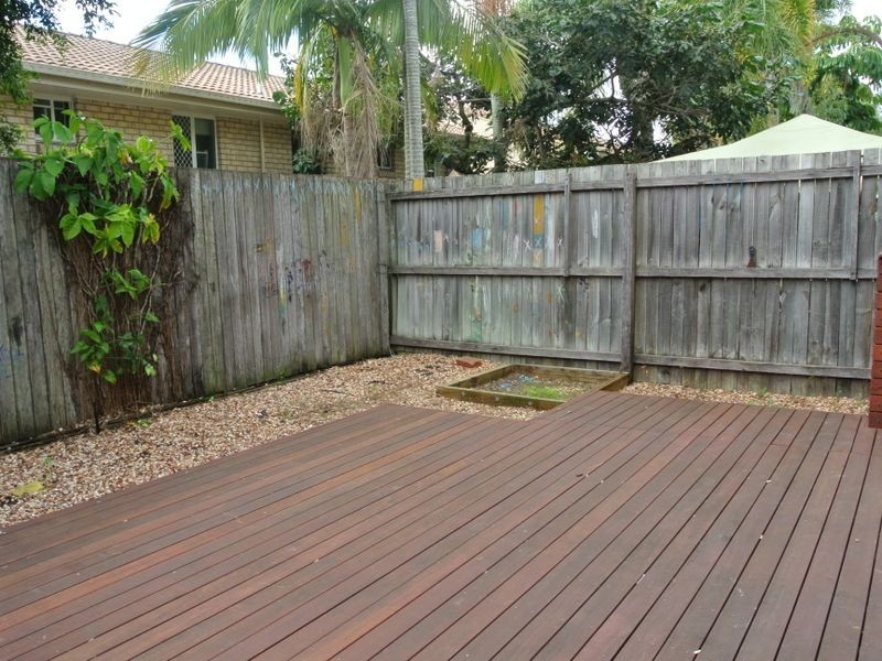 10/9-11 Damalis Street, Woodridge QLD 4114