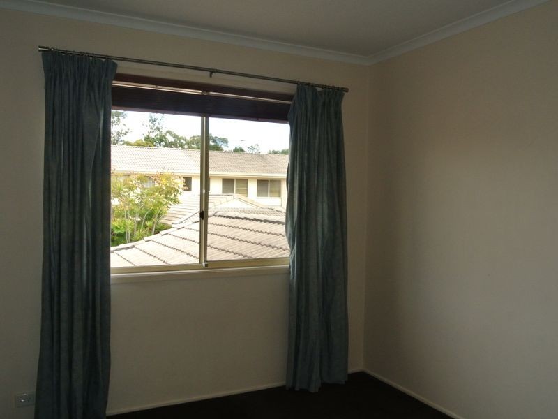 10/9-11 Damalis Street, Woodridge QLD 4114