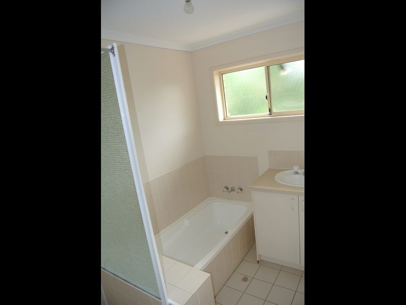 10/9-11 Damalis Street, Woodridge QLD 4114