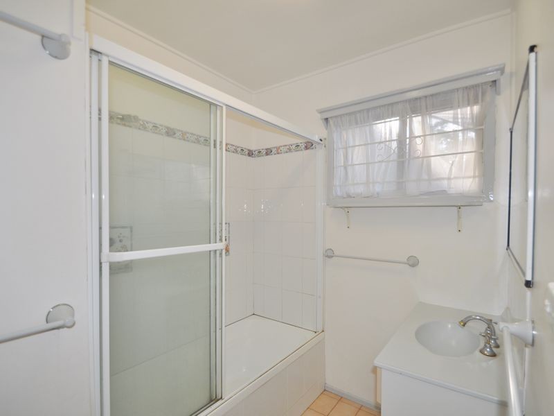 7 Dol Street, Woodridge QLD 4114