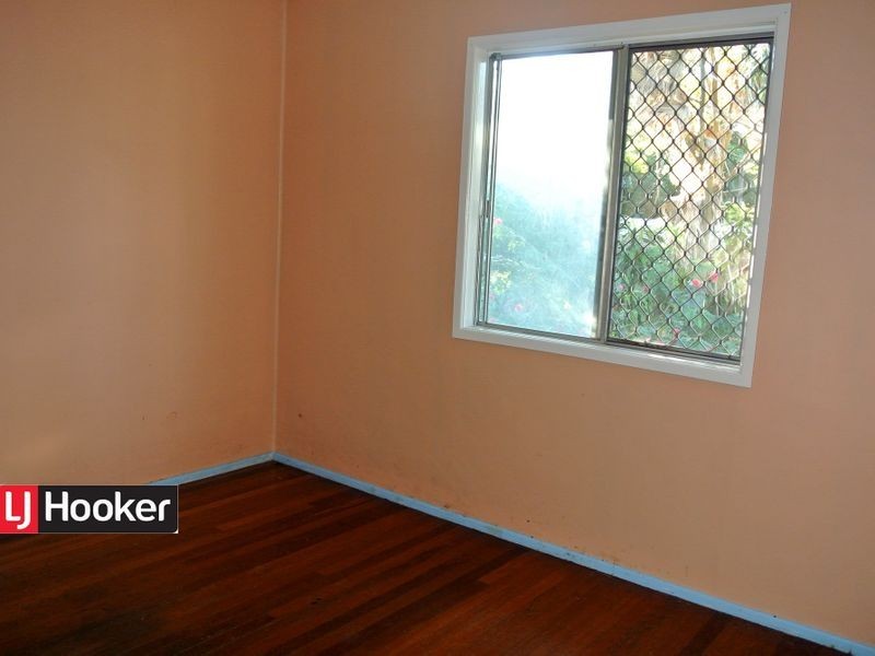 4 Willow Street, Woodridge QLD 4114