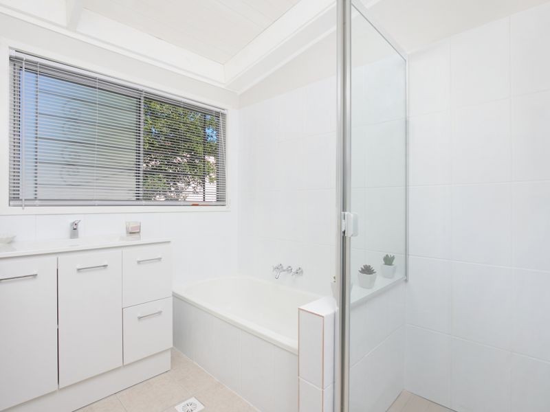 4 Wisp Street, Woodridge QLD 4114