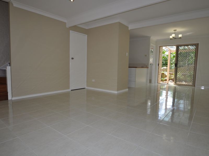 18/11 Smith Road, Woodridge QLD 4114