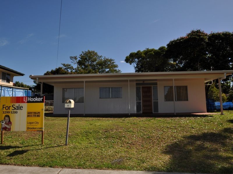 11 Attunga Street, Kingston QLD 4114