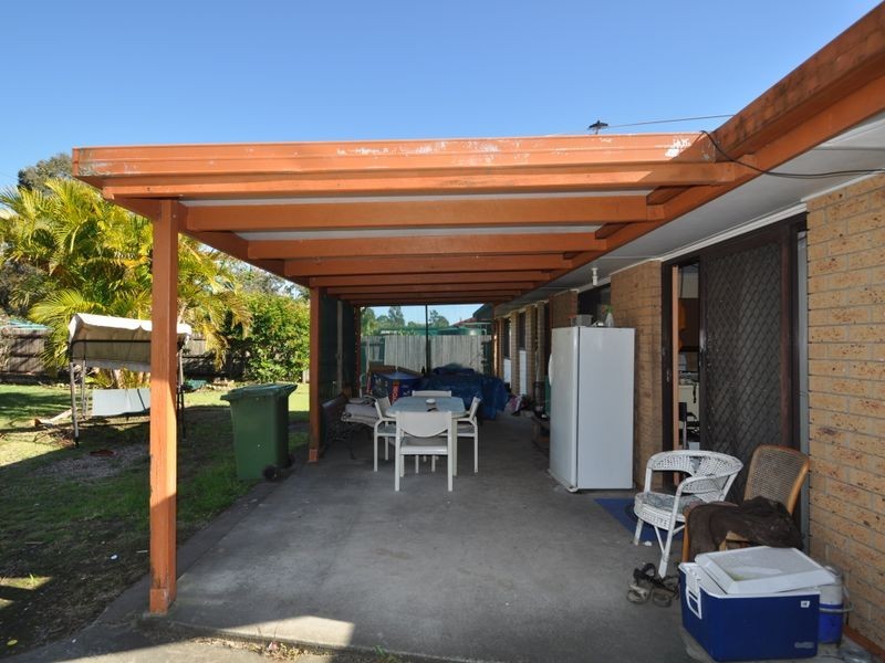 63 Velorum Drive, Kingston QLD 4114