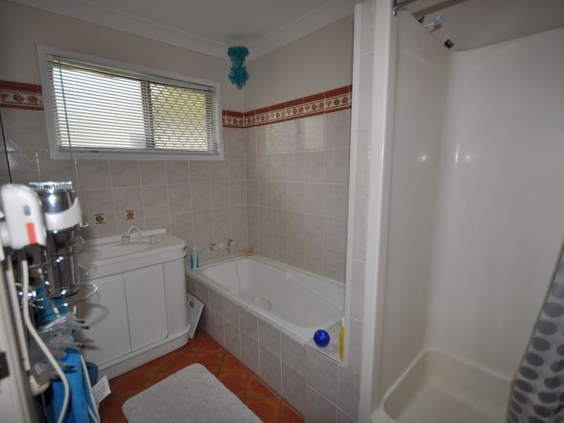 10 Sylvia Street, Loganlea QLD 4131
