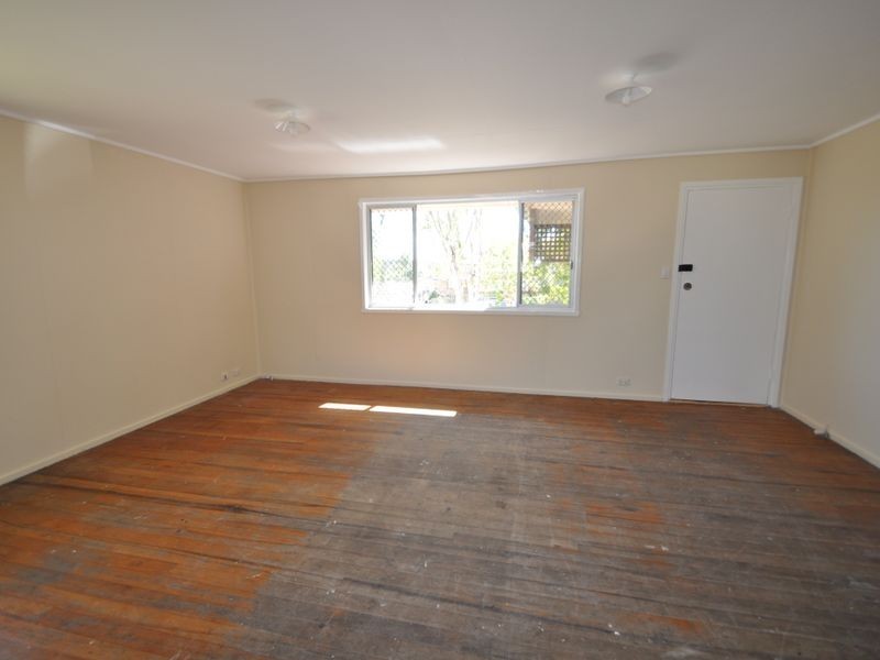 7 Kalbun Street, Woodridge QLD 4114