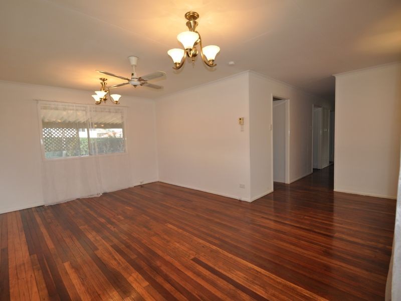 16 Dorothy Street, Woodridge QLD 4114