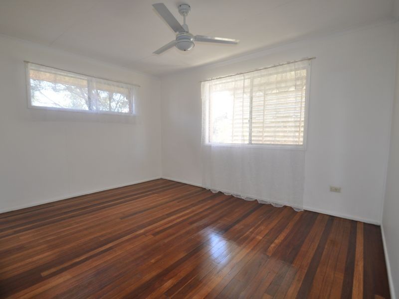 16 Dorothy Street, Woodridge QLD 4114