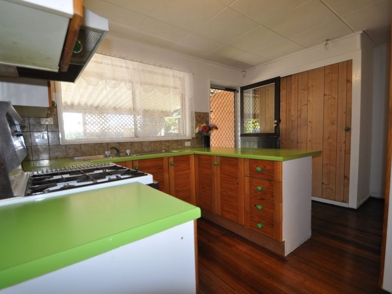 16 Dorothy Street, Woodridge QLD 4114