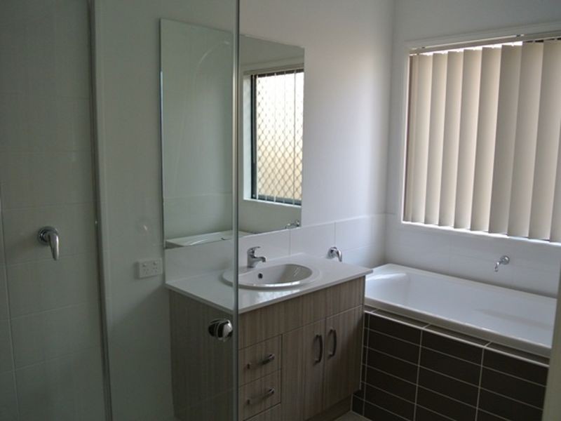 14 Cobblestone Avenue, Logan Reserve QLD 4133