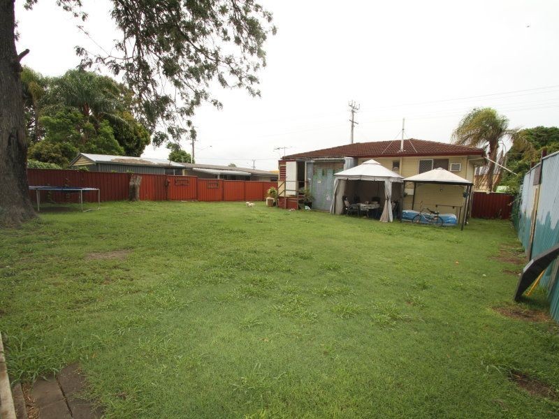 83 Kingston Road, Woodridge QLD 4114