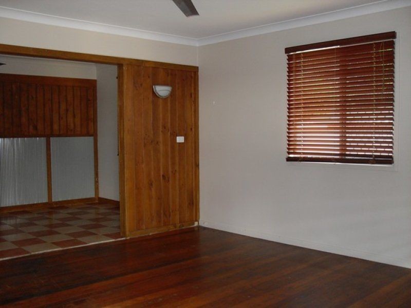 83 Kingston Road, Woodridge QLD 4114