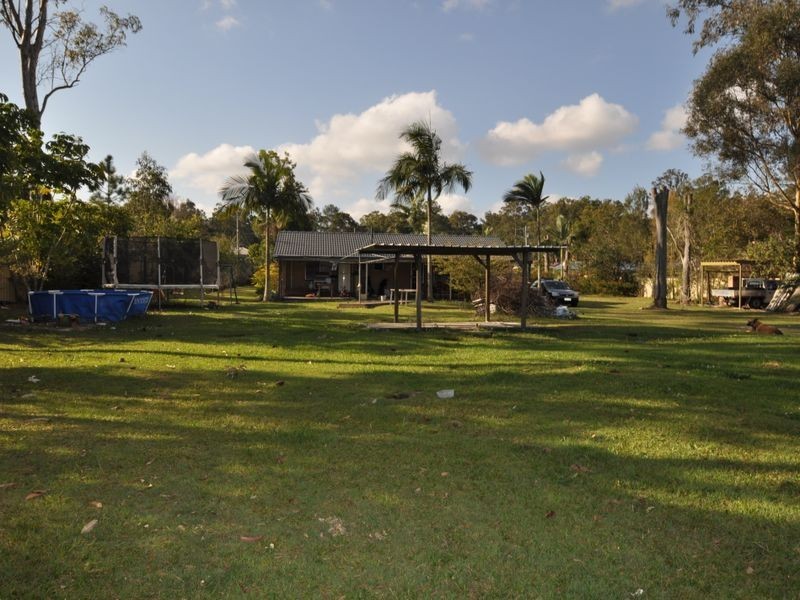 35-37 Spruce Street, Loganlea QLD 4131