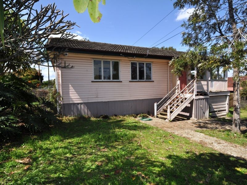 117 Ewing Road, Woodridge QLD 4114