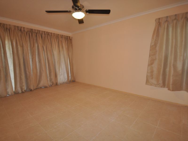 55 Smith Road, Woodridge QLD 4114