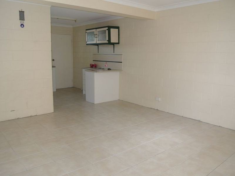 12/12 Defiance Road, Logan Central QLD 4114