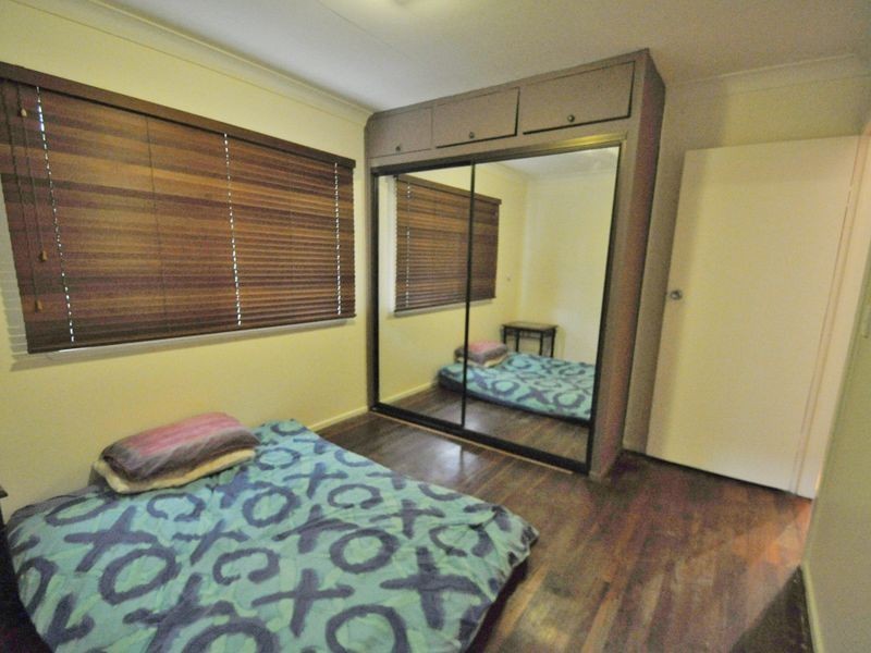 18 Stubbs Rd, Woodridge QLD 4114