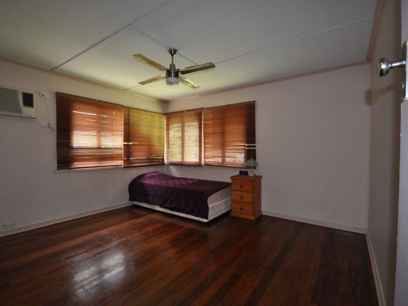 38 Jacaranda Avenue, Logan Central QLD 4114