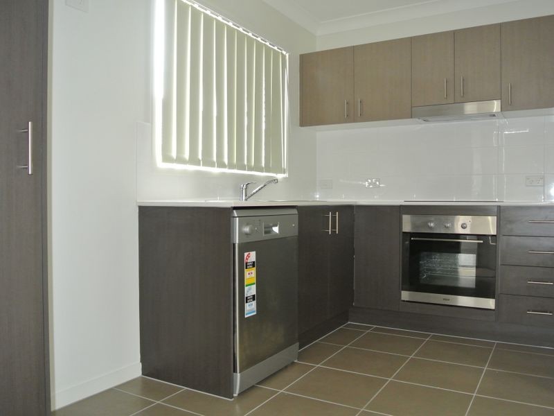 13B Sams Way, Marsden QLD 4132