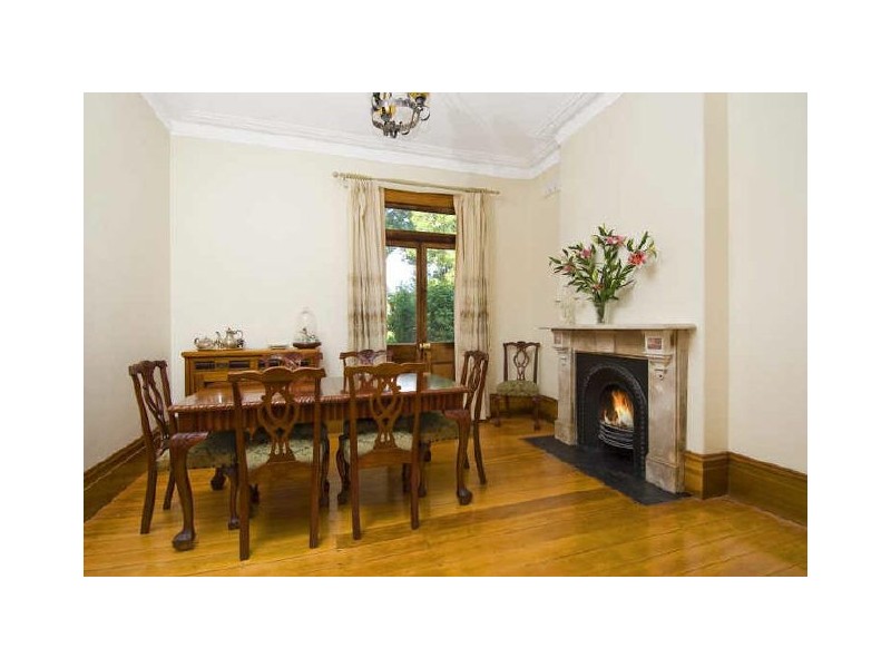 8 Wardell Road, Petersham NSW 2049