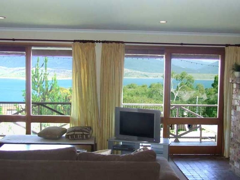 East Jindabyne NSW 2627