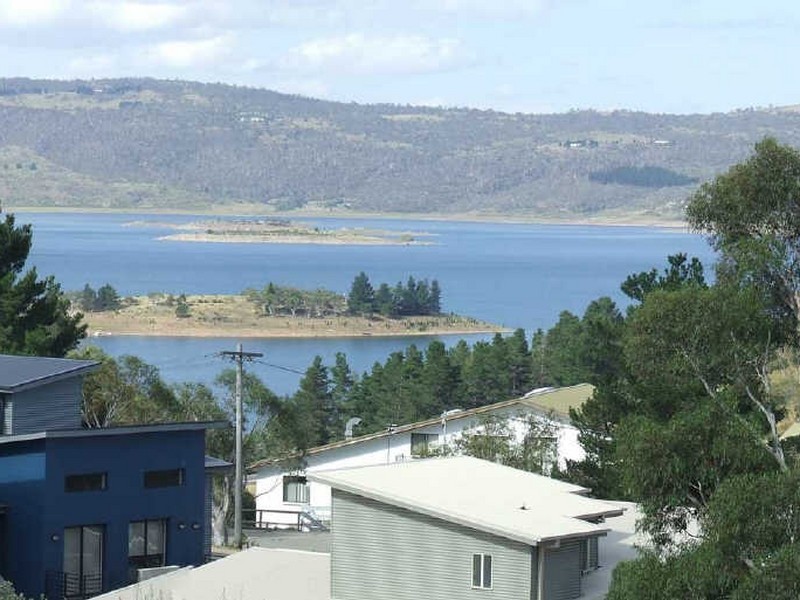 9/10 Nettin Circuit, Jindabyne NSW 2627