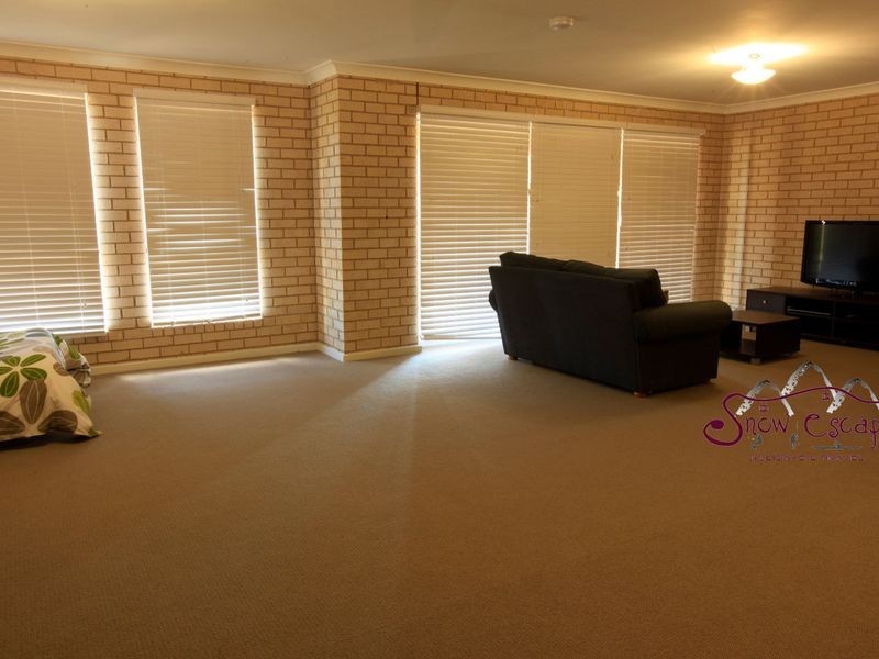 Pilot Close 6b, Jindabyne NSW 2627