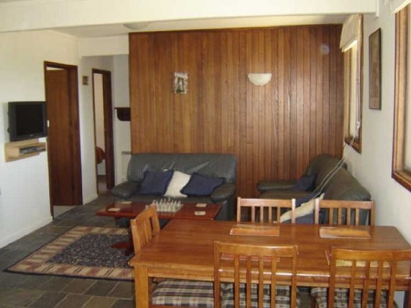 2/34 Ingebyra St, Jindabyne NSW 2627