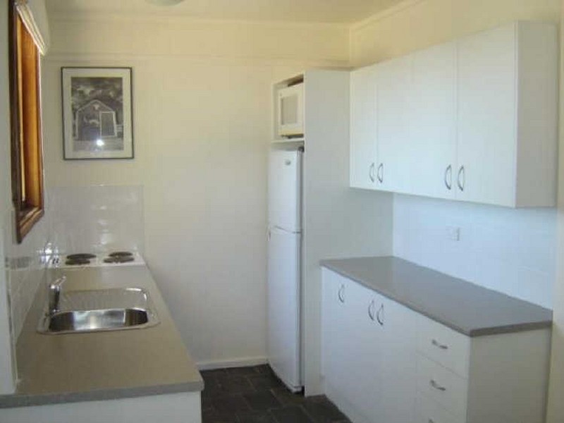 2/34 Ingebyra St, Jindabyne NSW 2627