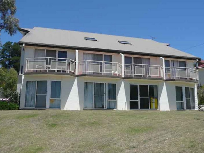 ‘Parkwood’ 2/19 Park Rd, Jindabyne NSW 2627