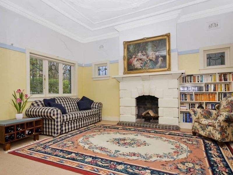 10 Bancroft Avenue, Roseville NSW 2069