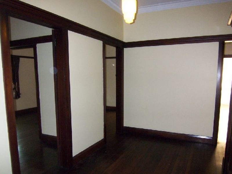 11 Gladstone Parade, Lindfield NSW 2070