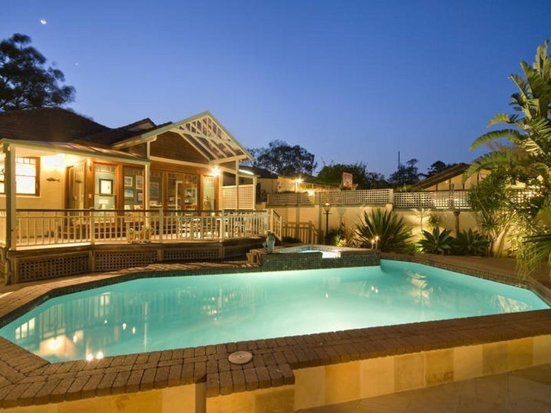 19 Ferncourt Avenue, Roseville NSW 2069