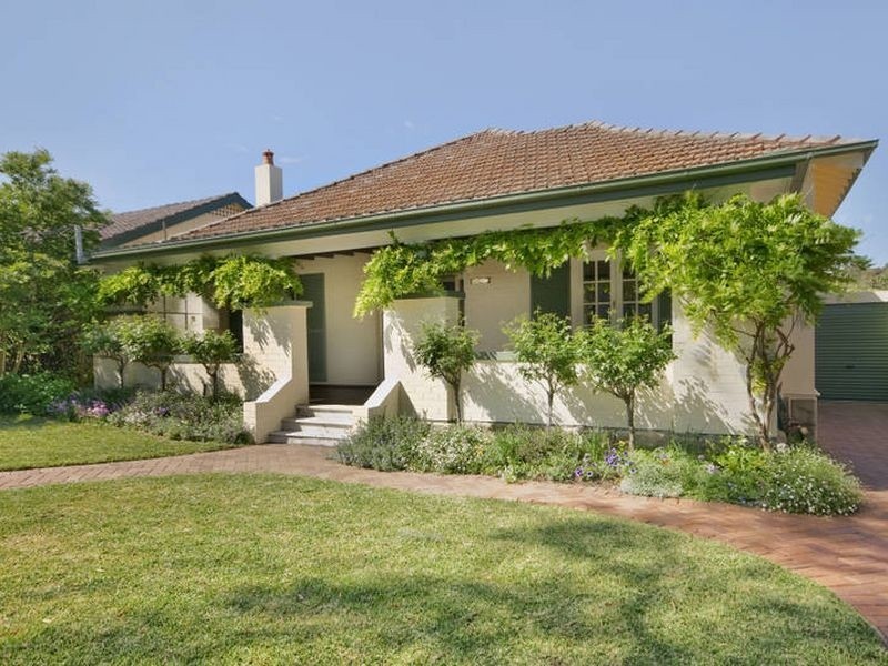 19 Ferncourt Avenue, Roseville NSW 2069