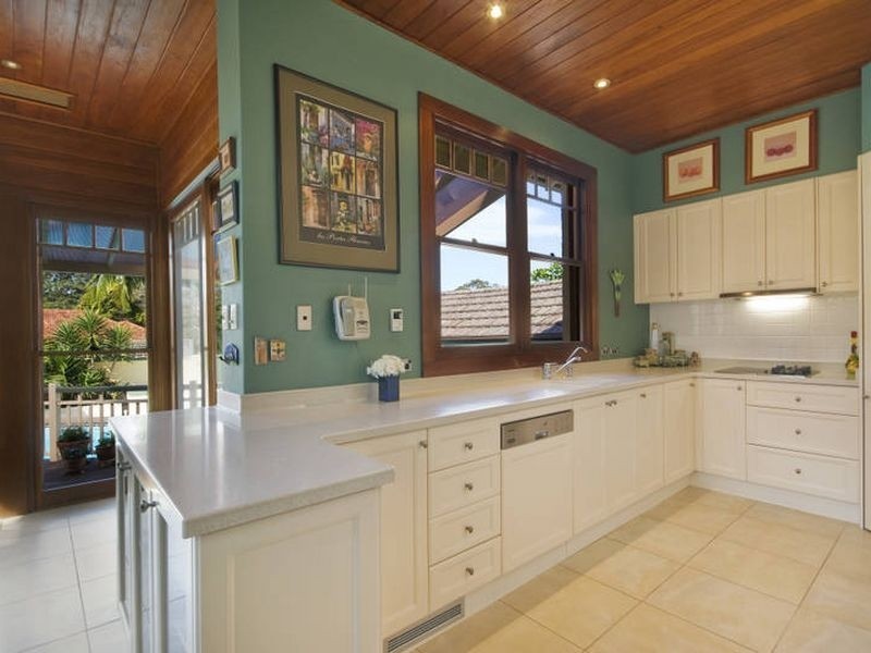 19 Ferncourt Avenue, Roseville NSW 2069