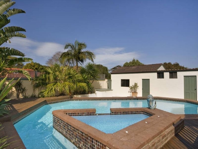 19 Ferncourt Avenue, Roseville NSW 2069