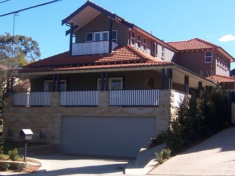 27 Thomas Avenue, Roseville NSW 2069