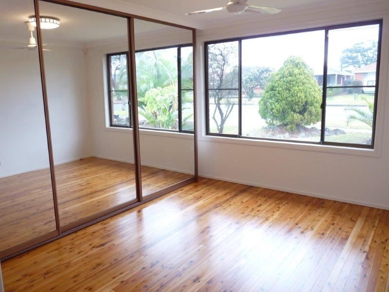 72 Stockton Avenue, Moorebank NSW 2170