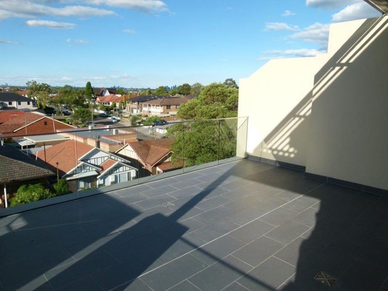 11/22 Clarke Street, Earlwood NSW 2206