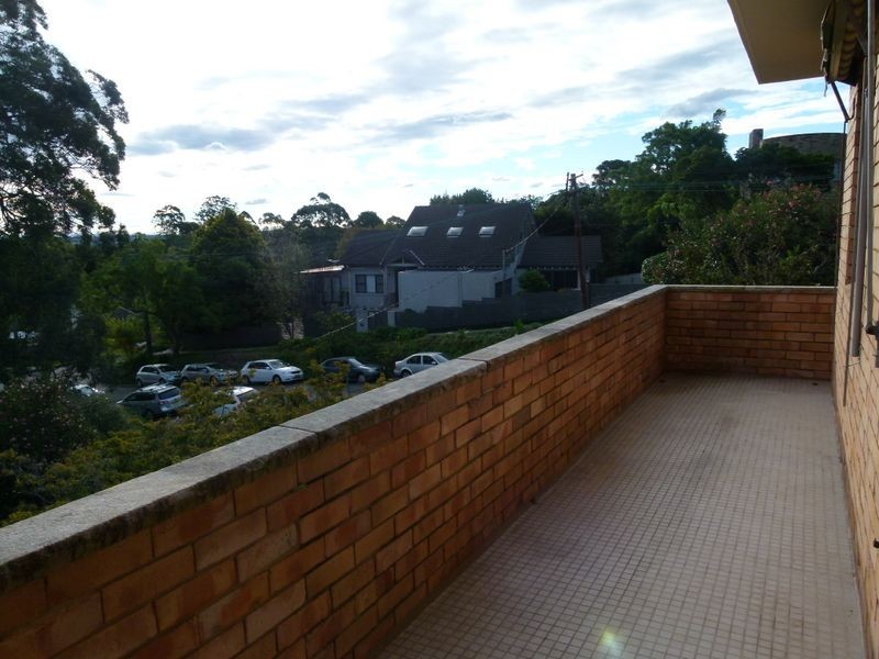 5/2 Maclaurin Parade, Roseville NSW 2069