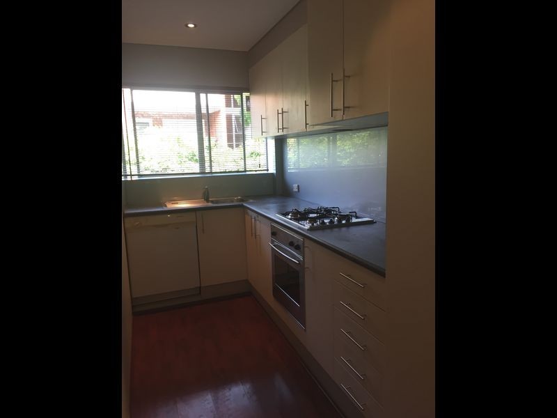 10/2 Findlay Avenue, Roseville NSW 2069