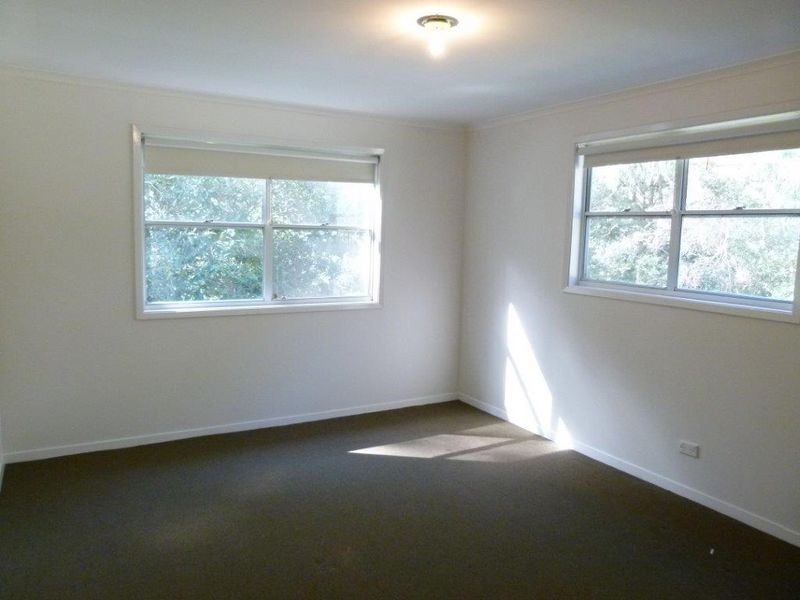 18 Elegans Avenue, St Ives NSW 2075