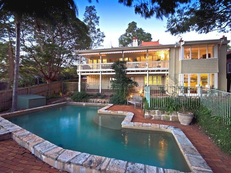 9 Shirley Road, Roseville NSW 2069