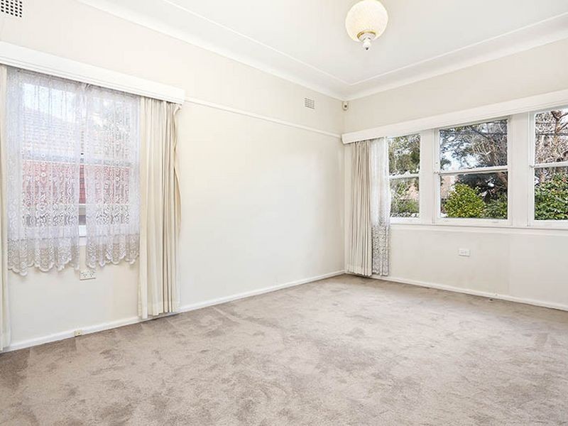 32 Clanville Road, Roseville NSW 2069